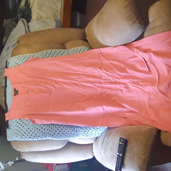 J. Crew Womens Maxi dress. Size M color mauve. 100 %silk. Like new! - Picture 4 of 6